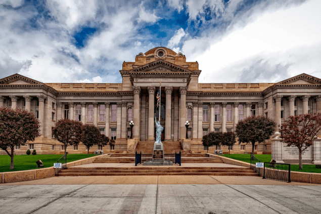 Photo of government building